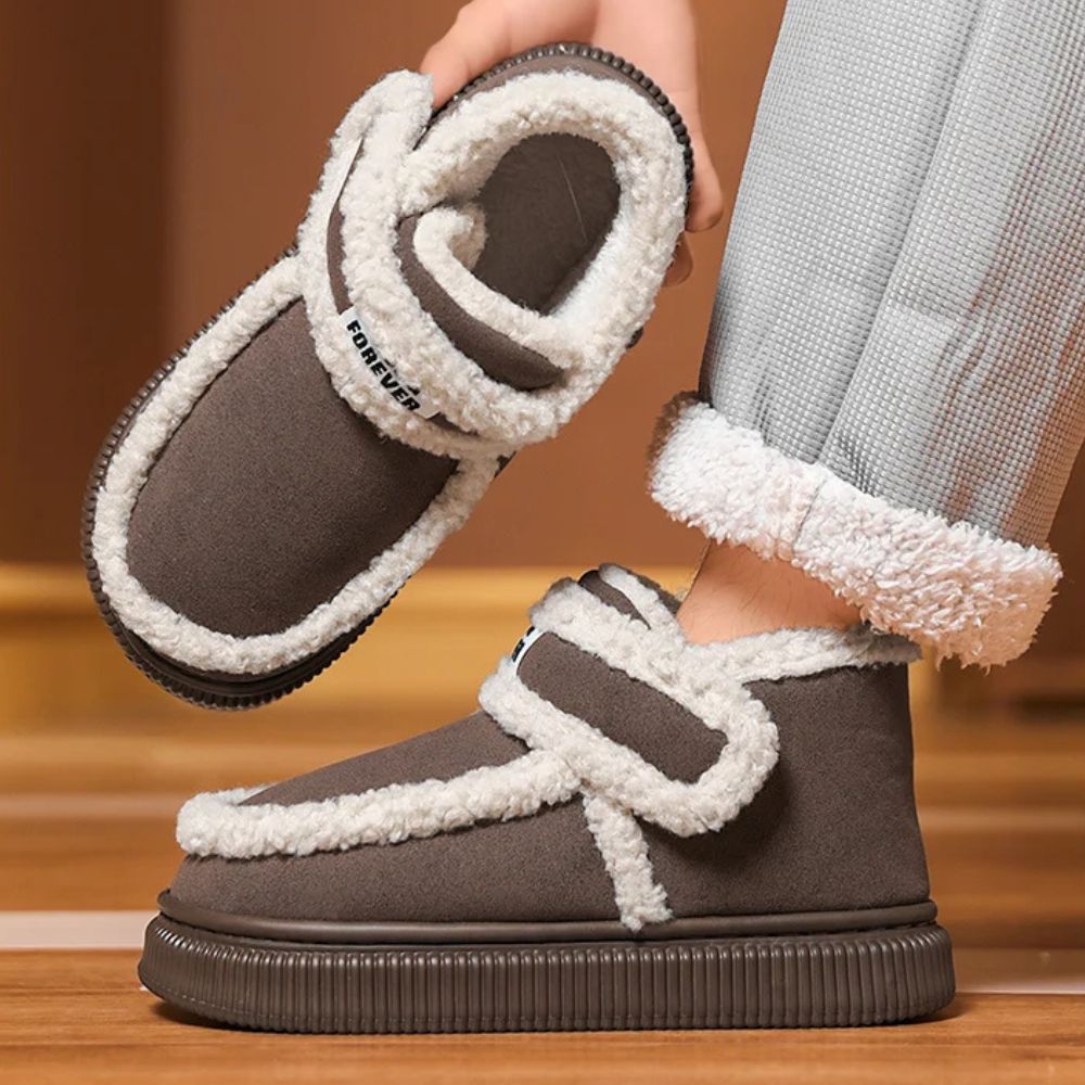 Young Forever Fleece-Lined Snow Shoes