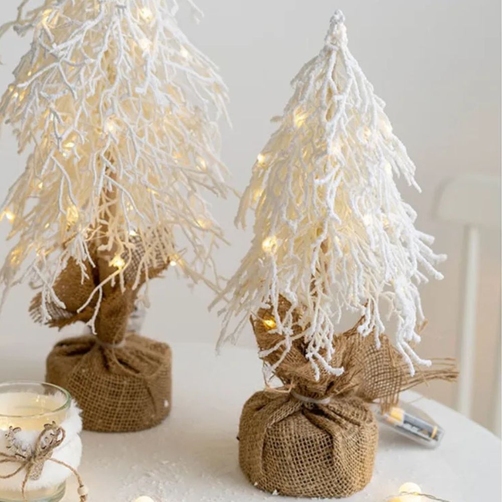 Country Chic LED Christmas Tree